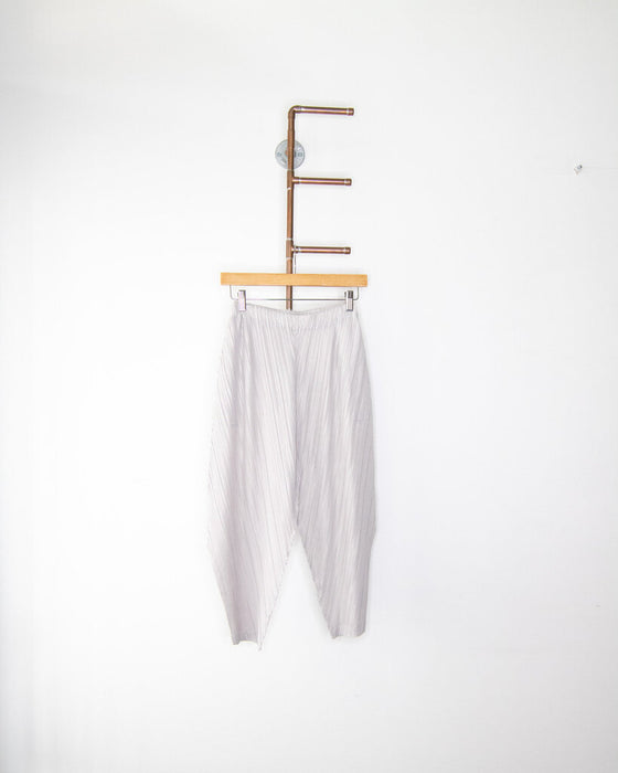Pleated Barrel Leg Pants
