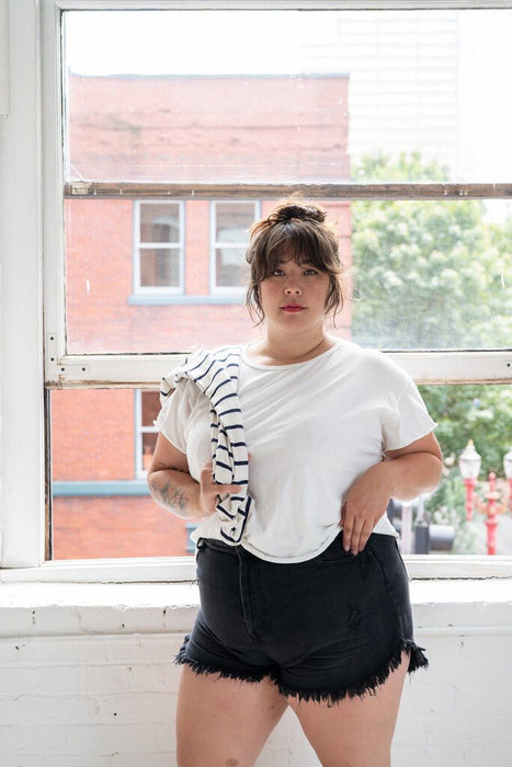 Classic White T M/L