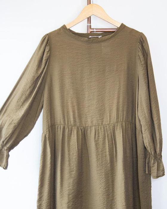 Long Sleeve Dress Size Medium