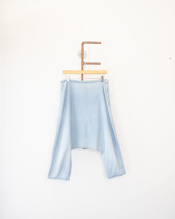 Chambray Drop Crotch Capri