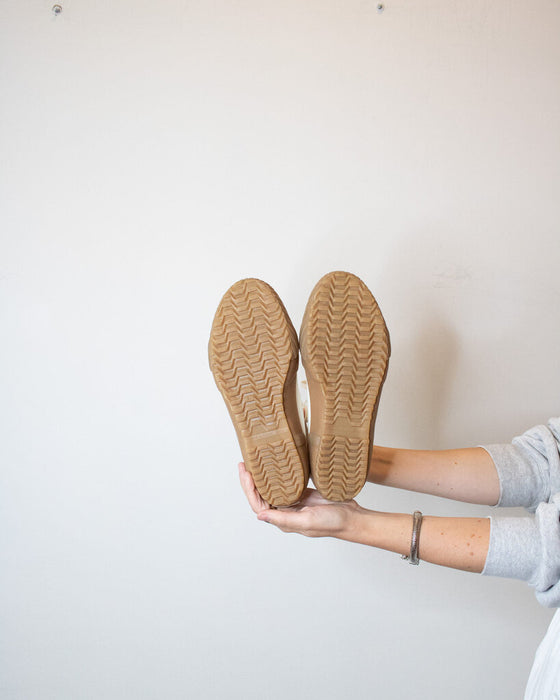 Canvas Gumsole Sneaker