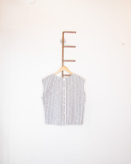 Woven Sleeveless Shirt